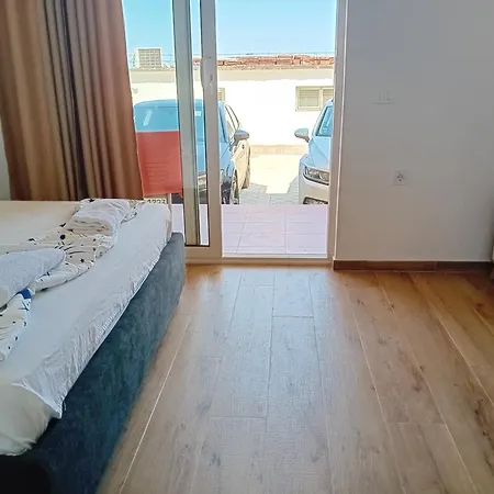 Apartments Verona Ulcinj Exterior photo
